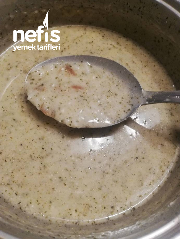 Pirinçli Yoğurt Çorbası (Kalan Pilavı Değerlendirelim)