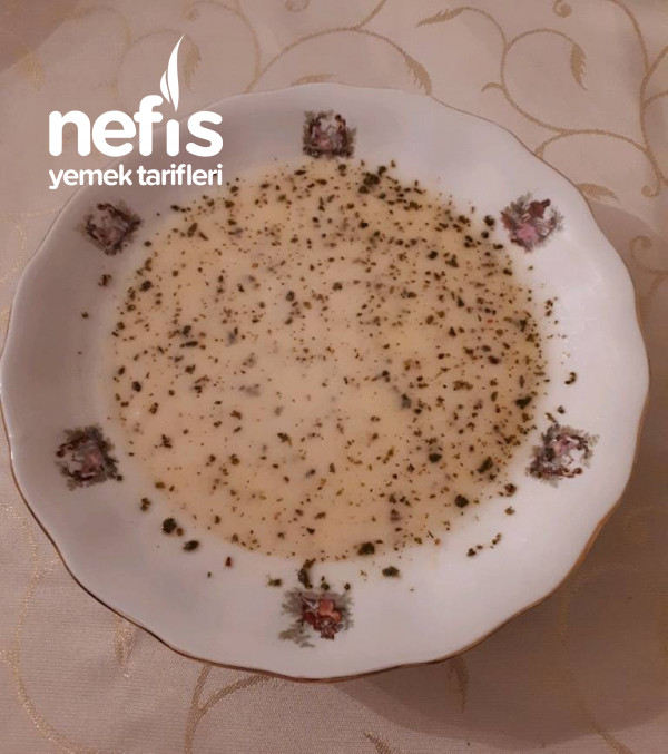 Erişteli Nohutlu Çorba (Sıcak)