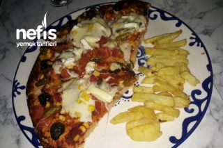 Günlerden Pizza Tarifi