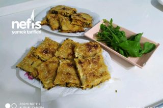 Ispanaklı Lor Peynirli Börek (Parmak Yedirten) Tarifi