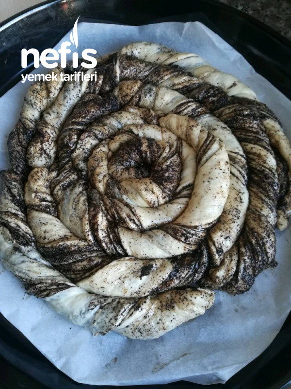 Haşhaşlı Burma Çörek