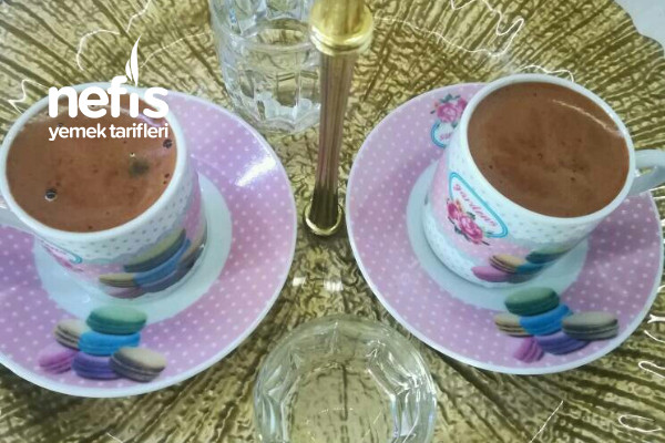 Sade Bol Köpüklü Türk Kahvesi Yapımı