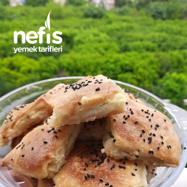 Yumuşacık El Açması Patatesli Peynirli Börek(Videolu) - Nefis Yemek ...