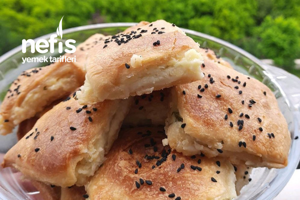 Yumuşacık El Açması Patatesli Peynirli Börek(Videolu) - Nefis Yemek ...