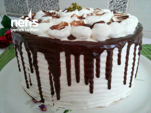 Çikolatalı Vanilyalı Doğum Günü Pastası