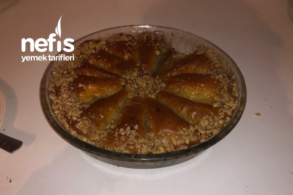 Havuç Dilimi Baklava (Muhteşem 10 Dakikada Hazır Yufkayla Çıtır Çıtır Havuç Dilimi Baklava) (Videolu)