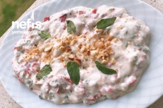 Kırmızı Biber Salatası (Közlenmiş) Tarifi