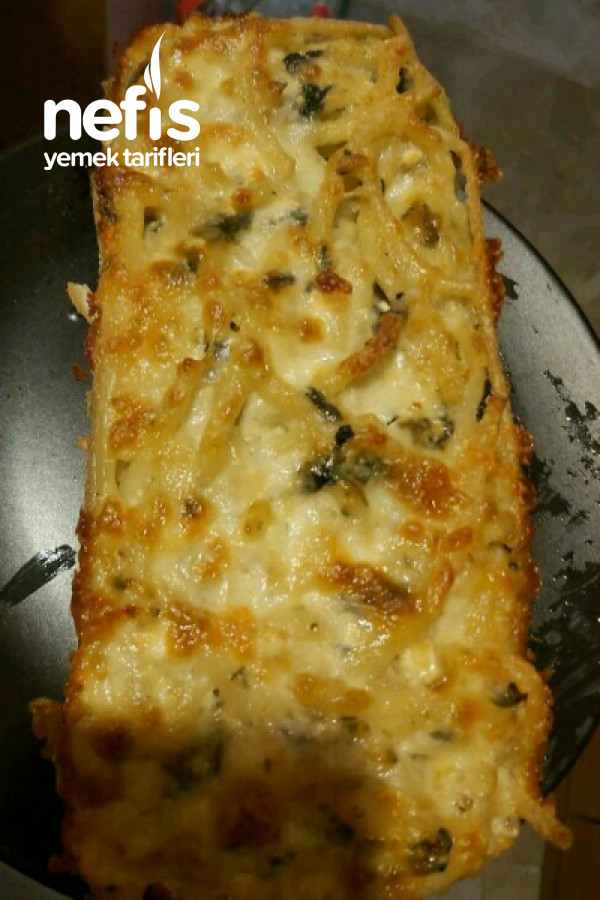 Ispanaklı Peynirli Fırında Makarna