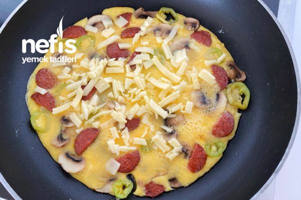 Kahvaltının Yıldızı: Pizza Omlet