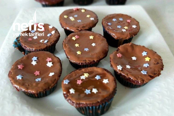 Kakaolu Çikolatalı Harika Muffinler Tarifi