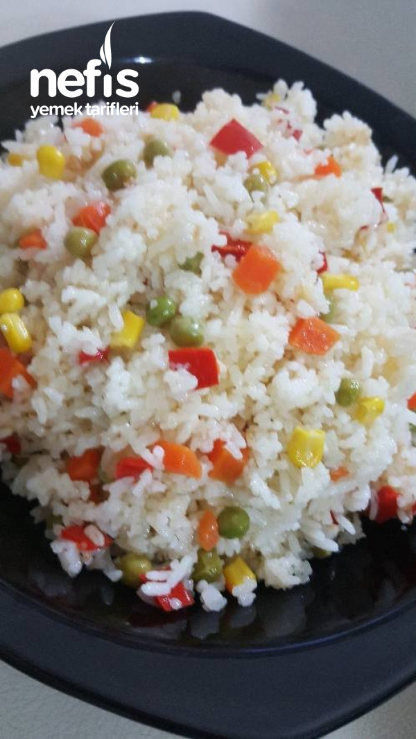 Rengarenk Sebzeli Pirinç Pilavı