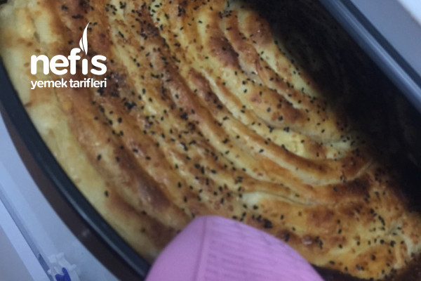 El Açması Börek (Patatesli)