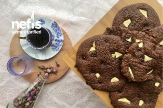 Triple Chocolate Cookies (3 Çikolatalı Kurabiye) Tarifi