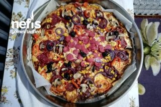 Bol Malzemeli Pizza (Tam Buğday Unlu) Tarifi