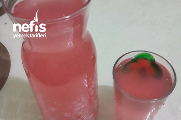 Sumaklı Limonata (Muhteşem Lezzeti Mutlaka Deneyin) Tarifi