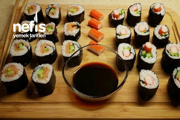 Sushi (Shake Temaki Ve Kani Temaki) Tarifi