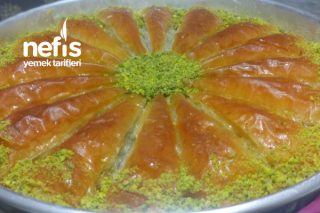 Havuç Dilimi Baklava (Hazır Yufkadan,Oldukça Basit) Tarifi