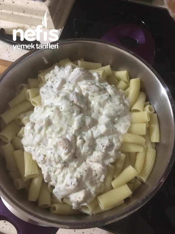 Kremalı Tavuklu Penne Makarna