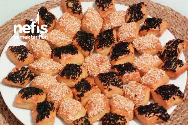 Resimli, Kolay, Şekilli Tuzlu Kurabiyeler Nefis Yemek Tarifleri