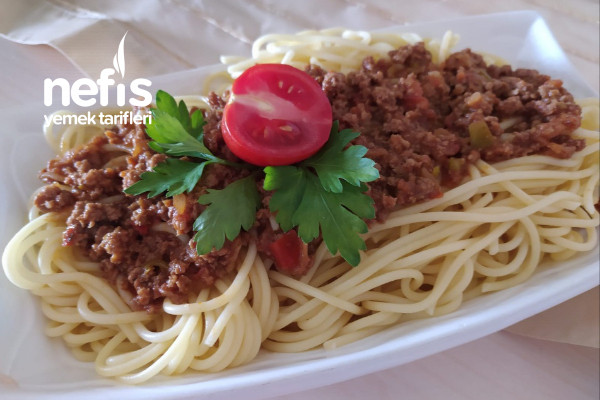 Kıymalı Spagetti Tarifi