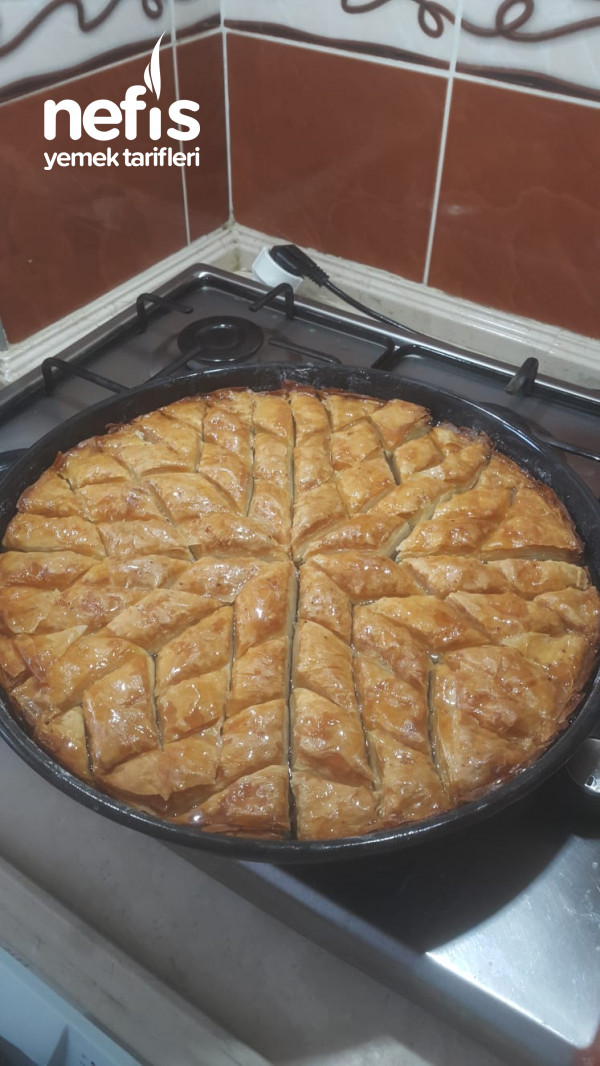 Cevizli Ev Baklavası