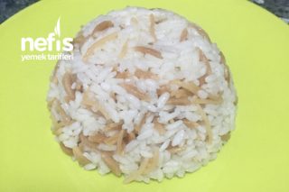 Şehriye Tam Kıvamında Pirinç Pilavı Tarifi
