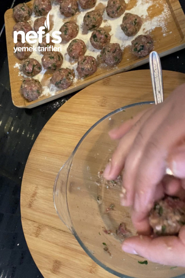 İtalian Meatballs / Kaşarlı Köfte Topları