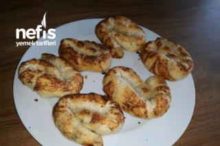 Nefis Laknur (Pırasalı Gül Böreği) Tarifi