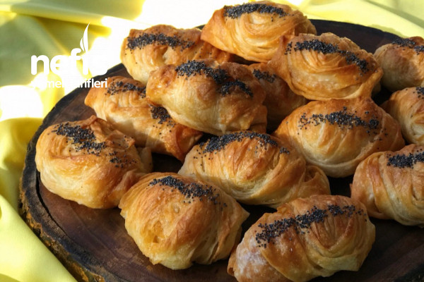 Patatesli Midye Börek