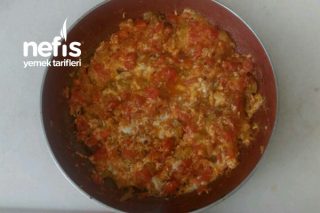 Soğanlı Menemen Tarifi