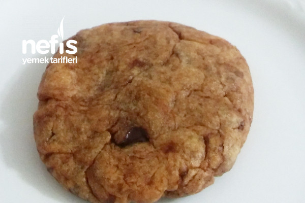 Çikolata Parçalı Kurabiye (American Cookie)