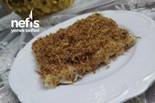 Enfes Kadayıflı Muhallebi (Vazgeçilmeziniz Olacak) Tarifi