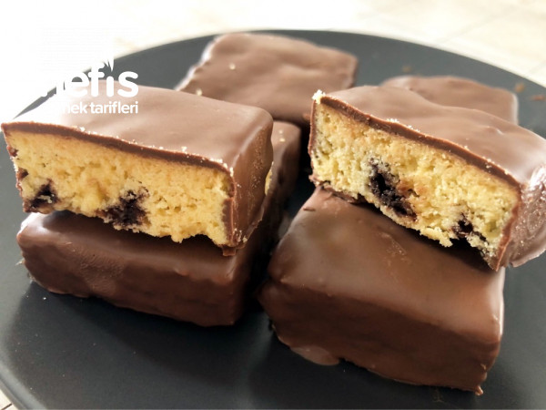 Müptelası Olacaksınız – Çikolata Kaplı Cookie Kek Tarifi
