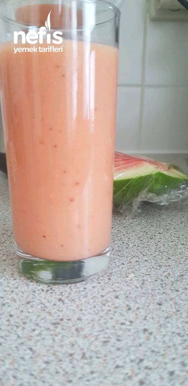 Nektarin & Karpuzlu Smoothie (Sütsüz)