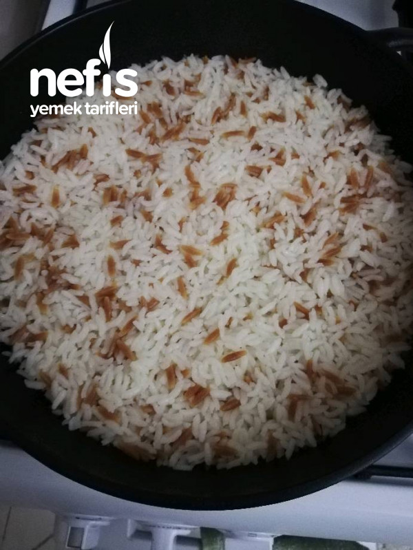 Tane Tane Şehriyeli Pirinç Pilavı