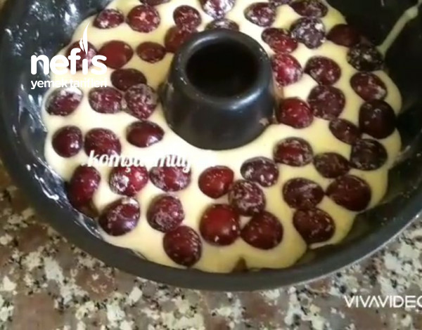Cherry and Labneh Cheese Cake