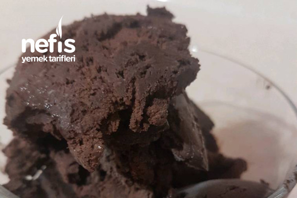 10 Dakikalık Kakaolu Dondurma Yapımı