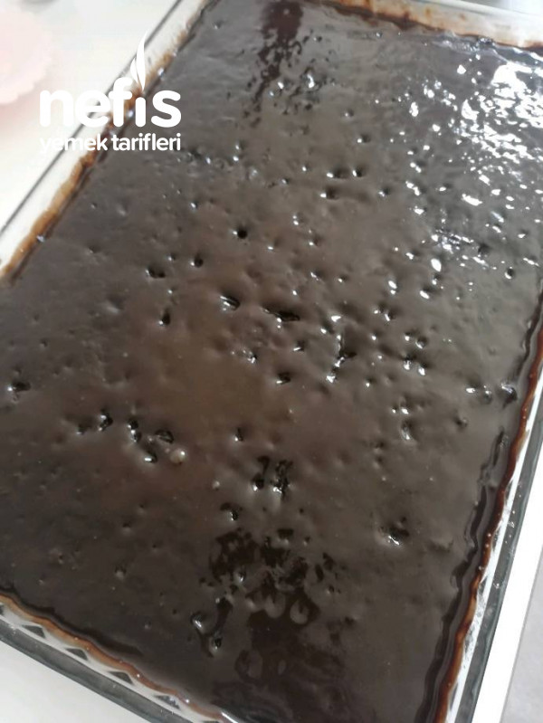 Browni Tadında Pastahane Usulu Islak kek