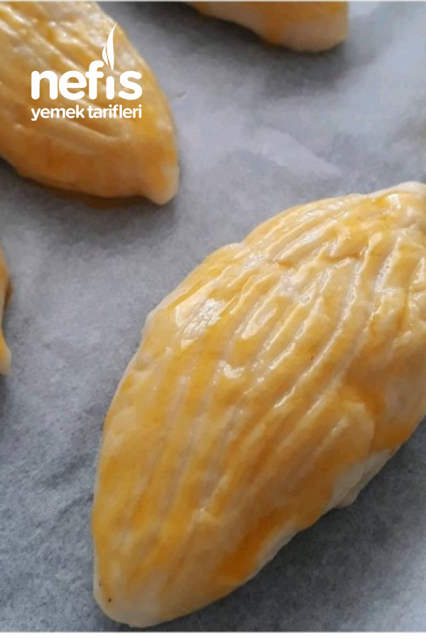 Krem Şantili Pastane Pogaçasi
