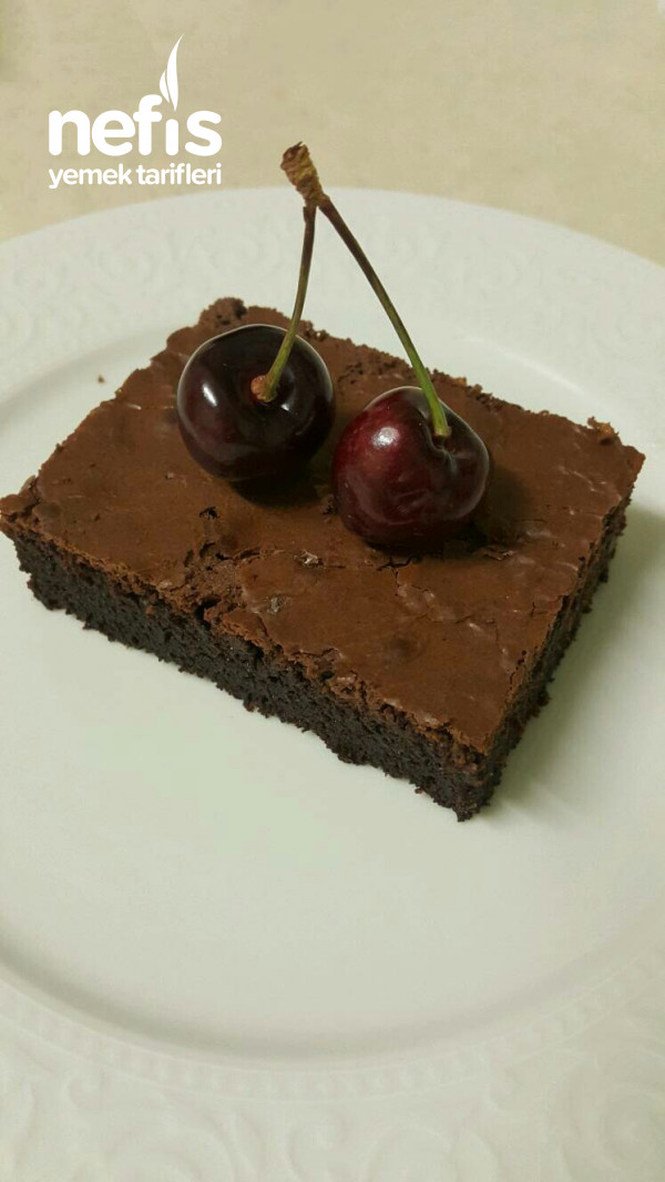 Browni (Çikolataya Doyuran Tarif)