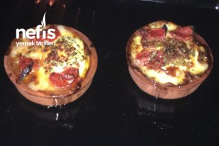 Sucuklu Patatesli Kaşarlı Yumurtalı Kahvaltılık Karışımı Tarifi