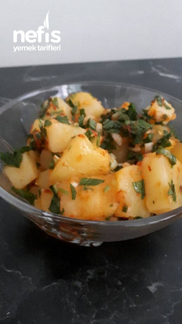 Patates Salatasi(az Malzeme İle Cok Lezzet)