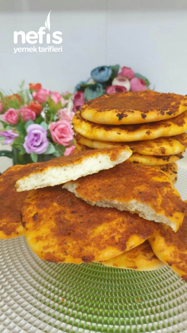 Nefis Soğanlı Biberli Ekmek