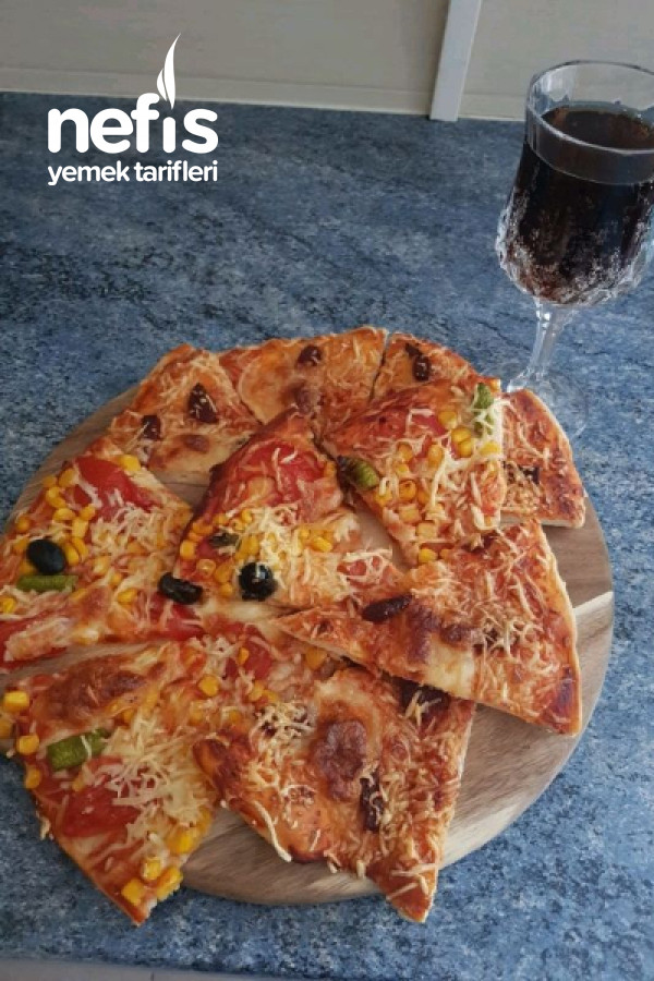Zeyno'dan Nefis Pizza Tarifi