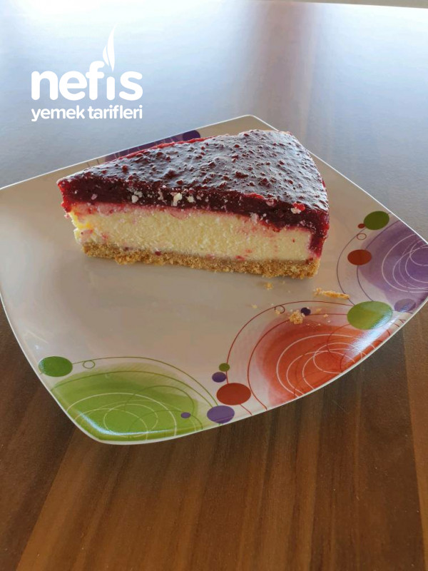 Böğürtlenli Ve Kirazlı Cheesecake