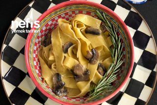 Nefis Alfredo Fettuccine