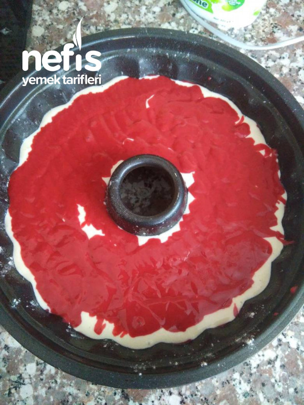 Kremalı Red Velvet Kek