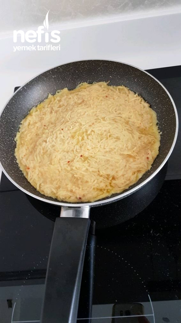 Nefis Patatesli Omlet