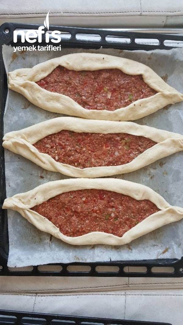 Lahmacun Gibi Pide