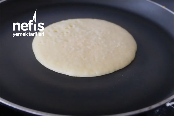 Harika Sunumu İle Yumuşacık Lezzetli Pancake (Videolu)